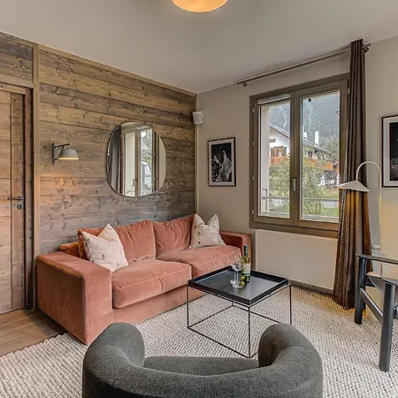 White Pearl A05 Modern Alpes Travel Sleeps 4 To 6 Apartment