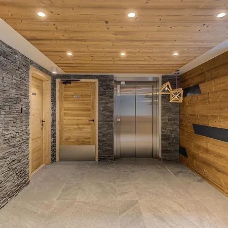 Apartment White Pearl A05 Modern Alpes Travel Sleeps 4 To 6 Chamonix