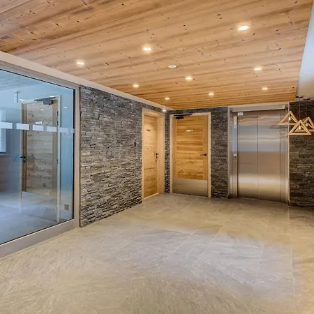 White Pearl A05 Modern Alpes Travel Sleeps 4 To 6 Apartment Chamonix